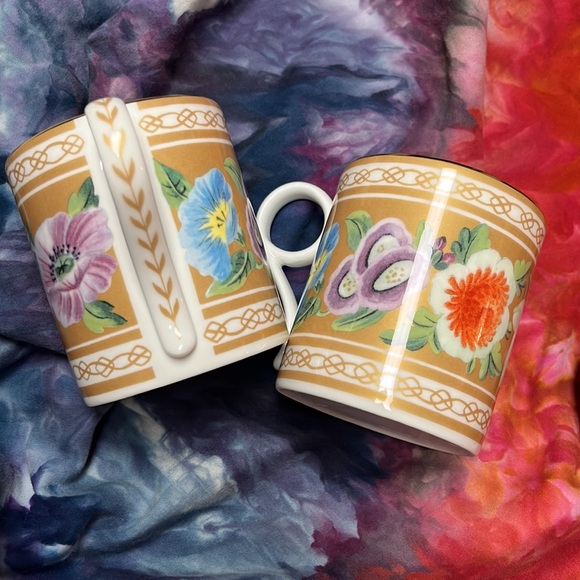 Wedgwood mugs - Picture 4 of 5